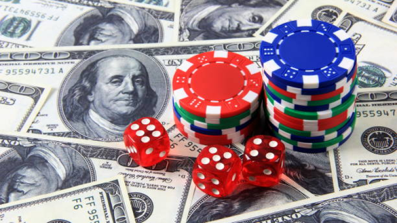 The Psychology of Gambling: Strategies Used by Online Casinos to Retain Players